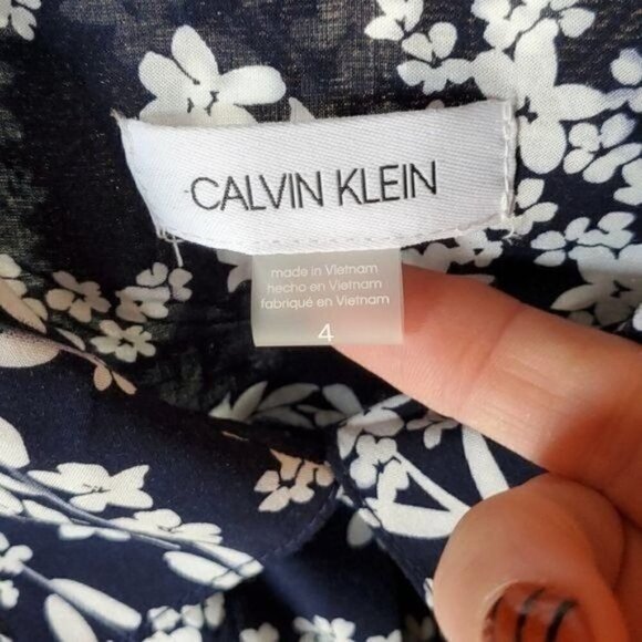 Calvin Klein Floral 100% Rayon Capped Sleeve Full Button Belt Loops Sz. 4 Dress - Picture 3 of 12